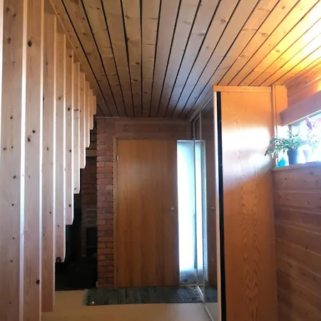 1960's Architect With Stunning Views *